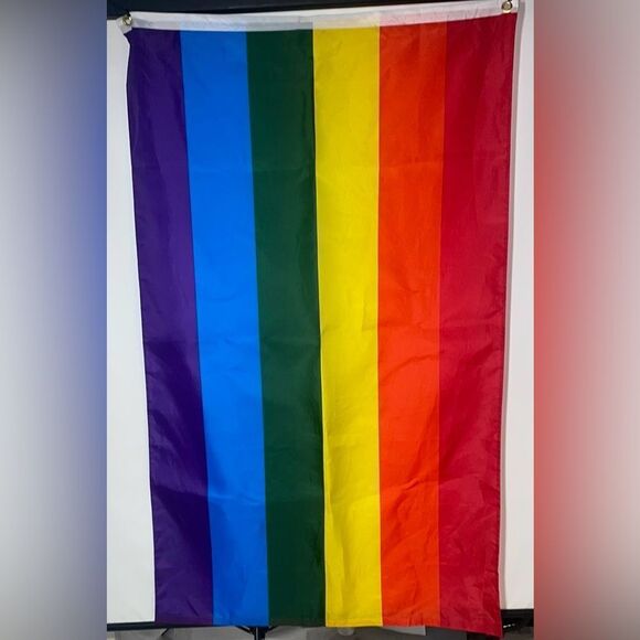 Rainbow flag 🏳️‍🌈 🌈 - Picture 1 of 6
